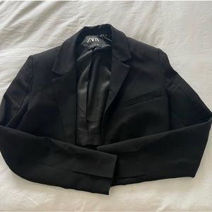 ZARA - CROPPED BLAZER